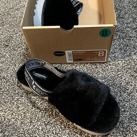 Koolaburra by Ugg Black Fuzzy Women's Slippers - Picture 3 of 6